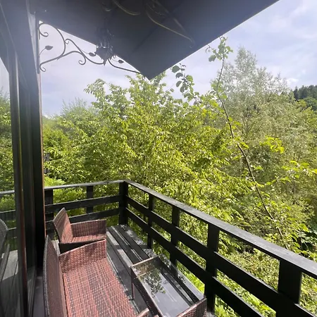 Дом отдыха гармонія біля річки *