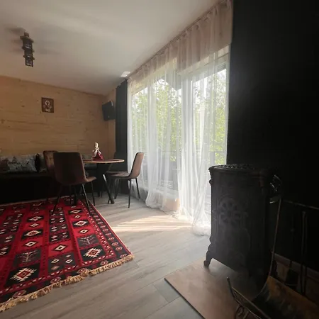 гармонія біля річки Сколе